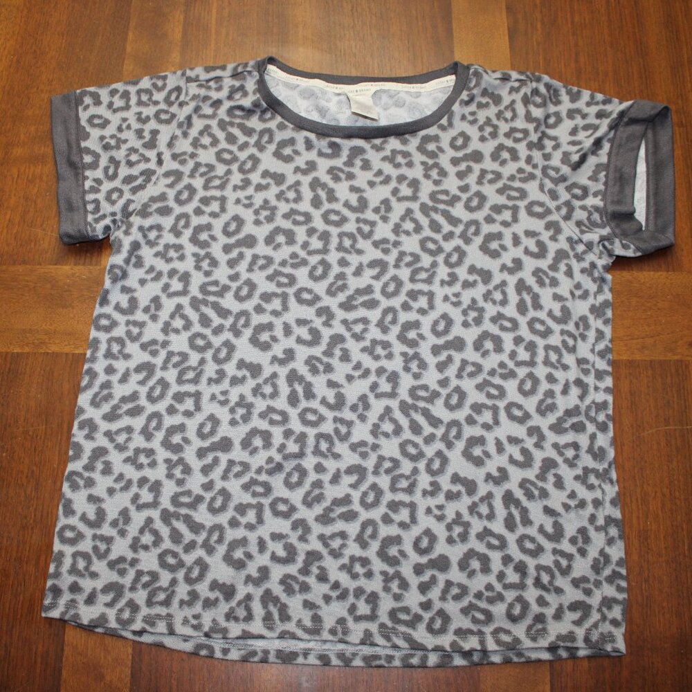 Lucky Brand Short Sleeve Leopard Print Sweater Size Medium NWOT